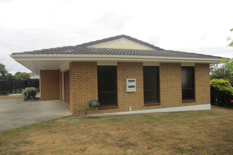 Photo of property in 11 Jutland Road, Pukekohe, 2120