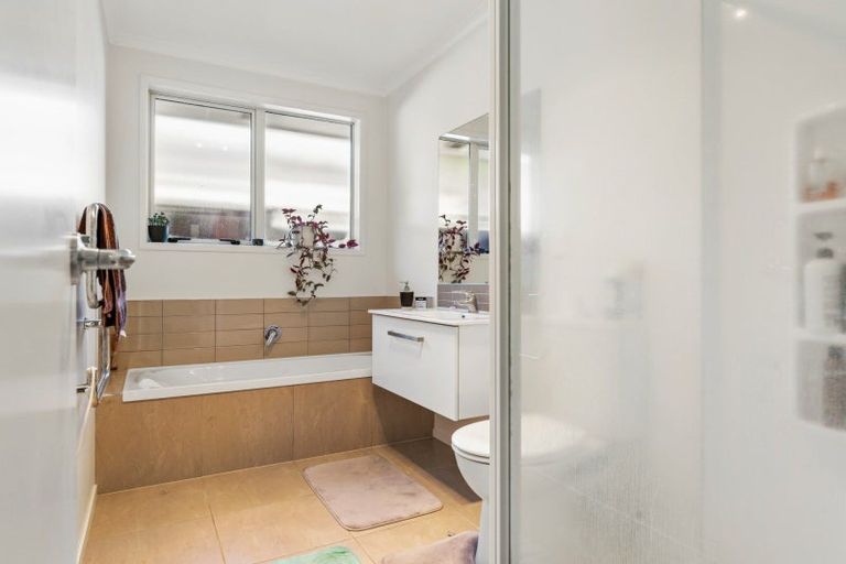 Photo of property in 10 Himalayan Close, Judea, Tauranga, 3110