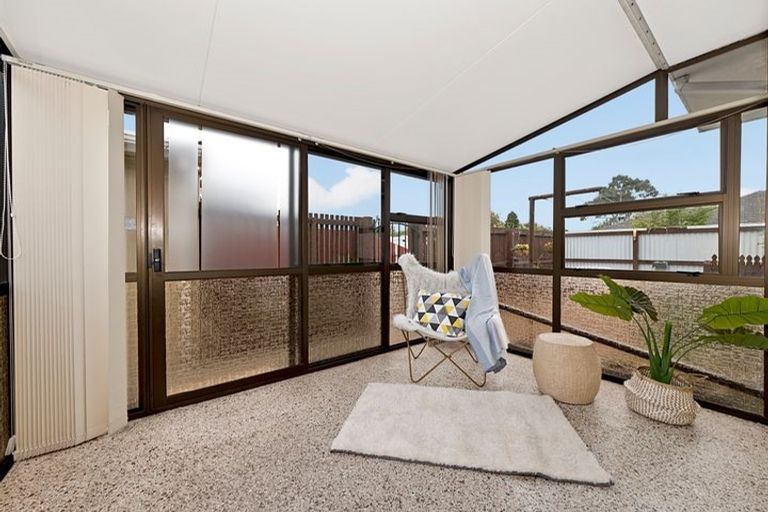 Photo of property in 2/10 Nyoli Street, Northcote, Christchurch, 8052