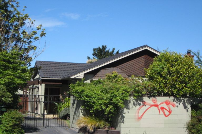 Photo of property in 74 North Parade, Richmond, Christchurch, 8013
