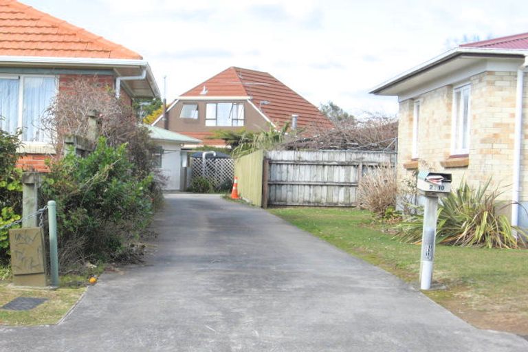 Photo of property in 2/10 Elizabeth Street, Papakura, 2110