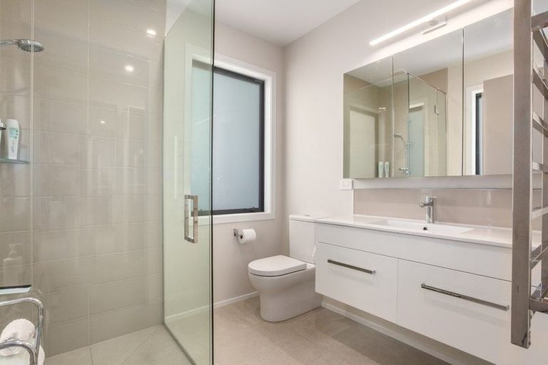 Photo of property in 20 Waitaria Terrace, Aotea, Porirua, 5024