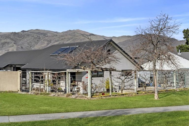 Photo of property in 21 Sarita Place, Cromwell, 9310