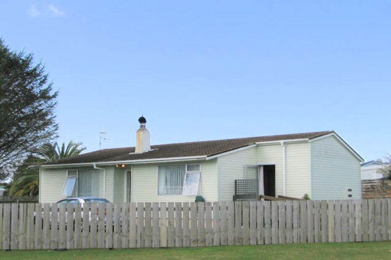Photo of property in 15 Tania Crescent, Western Heights, Rotorua, 3015