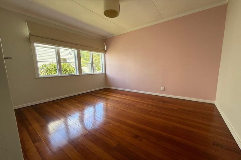 Photo of property in 31 Grierson Street, Naenae, Lower Hutt, 5011