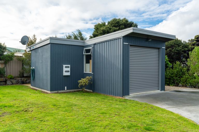 Photo of property in 29b Seabreeze Road, Mangawhai Heads, Mangawhai, 0505