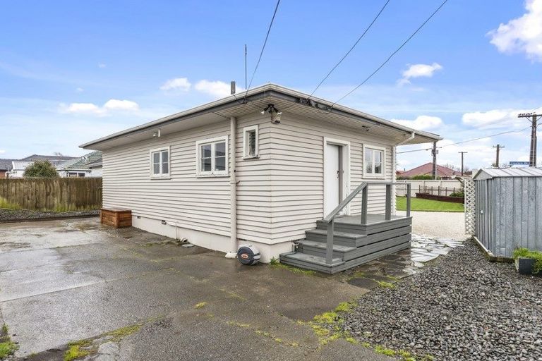 Photo of property in 1/3 Croziers Road, St Albans, Christchurch, 8052