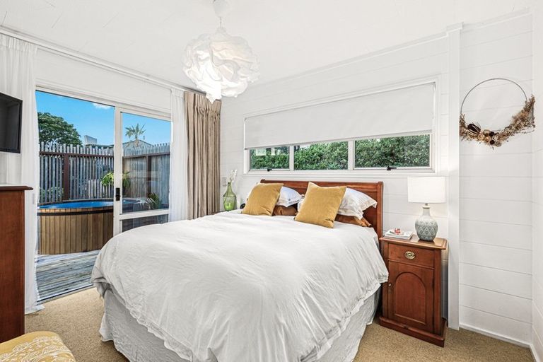 Photo of property in 2 Excelsior Way, Omaha, 0986