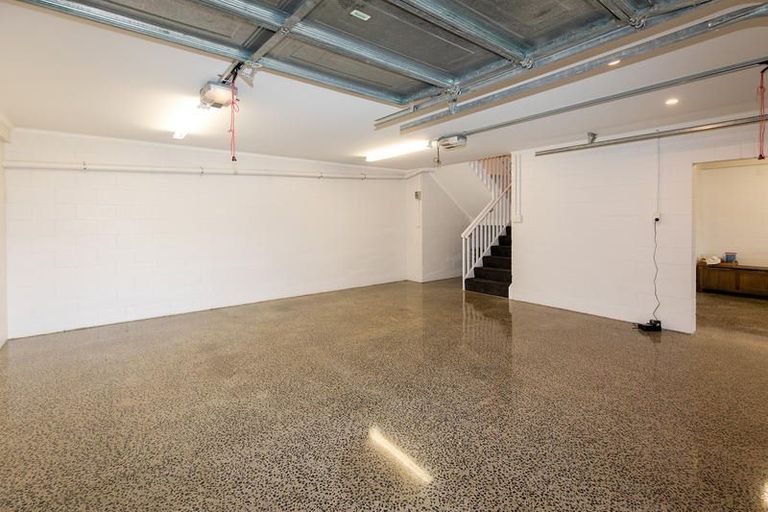 Photo of property in 126 Signal Hill Road, Opoho, Dunedin, 9010