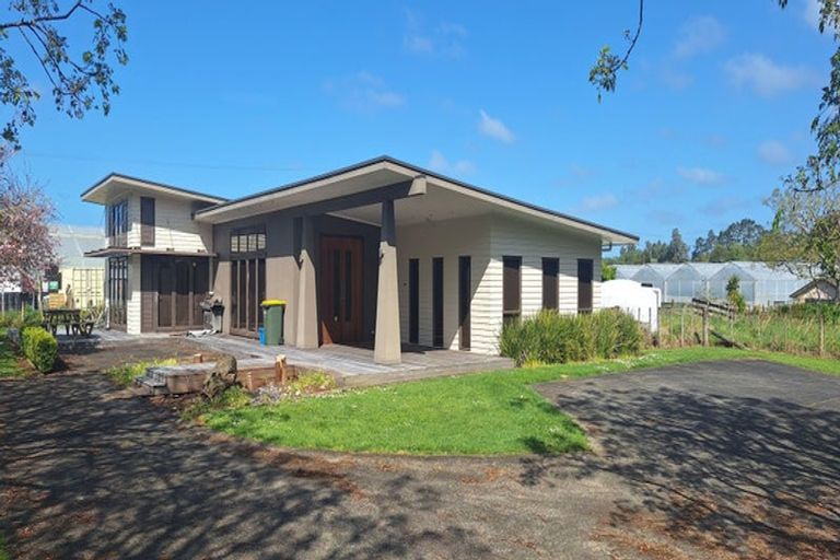 Photo of property in 8 Joyce Adams Place, Waimauku, 0883