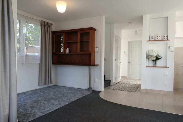 Photo of property in 44a Waverley Avenue, Glenfield, Auckland, 0629