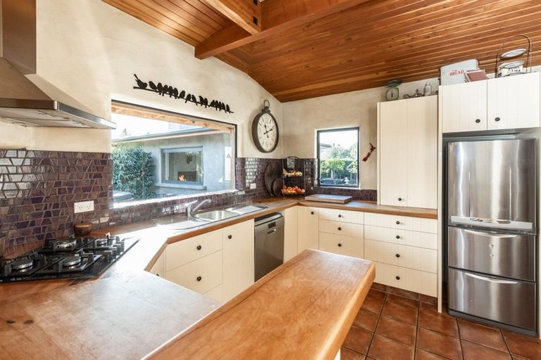 Photo of property in 77 Rotowhenua Road, Poraiti, Napier, 4182