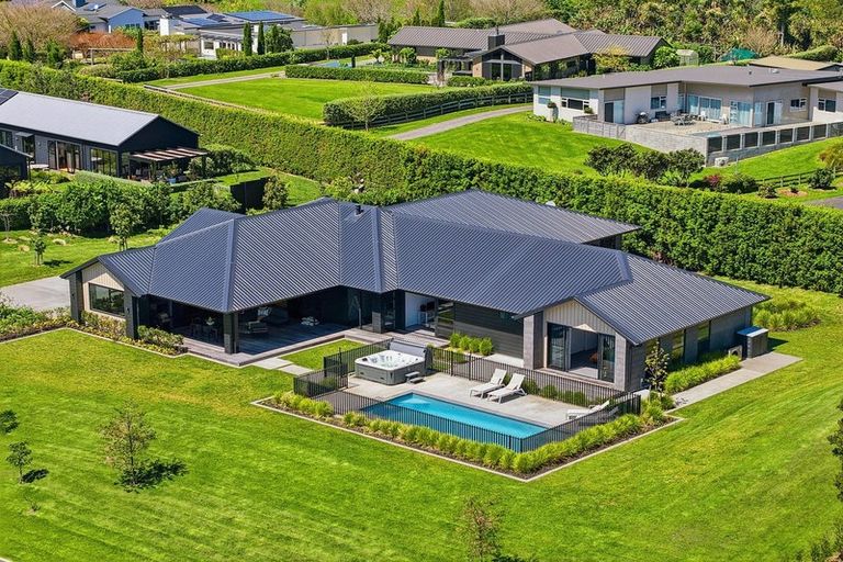 Photo of property in 1 Waimanu Lane, Bethlehem, Tauranga, 3110