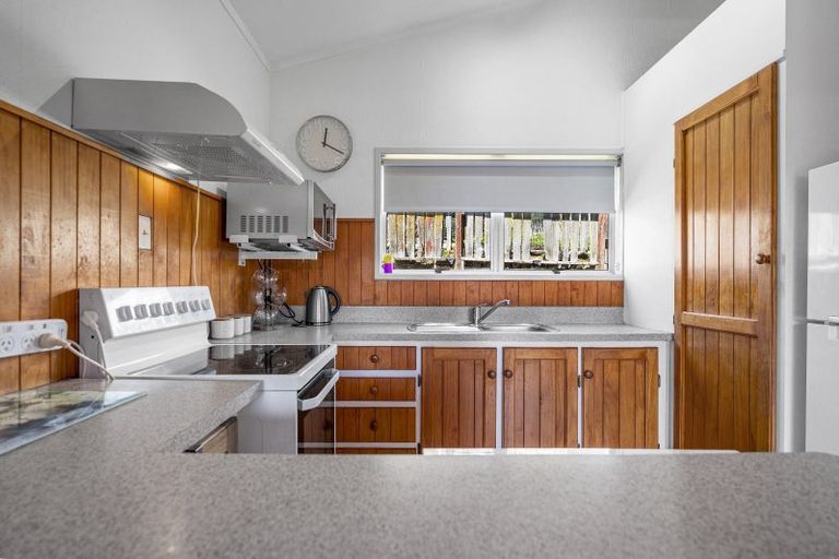 Photo of property in 24 Cumberland Crescent, Welcome Bay, Tauranga, 3112