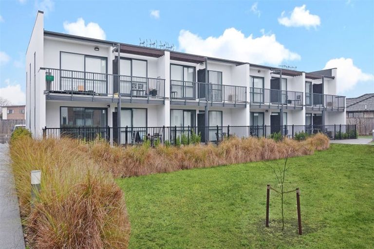 Photo of property in 18/180 Marine Parade, New Brighton, Christchurch, 8083