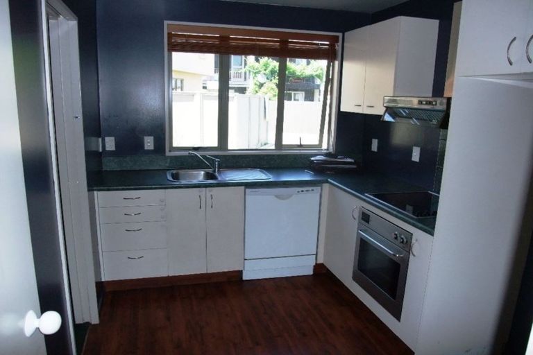 Photo of property in 76c Picton Avenue, Riccarton, Christchurch, 8011