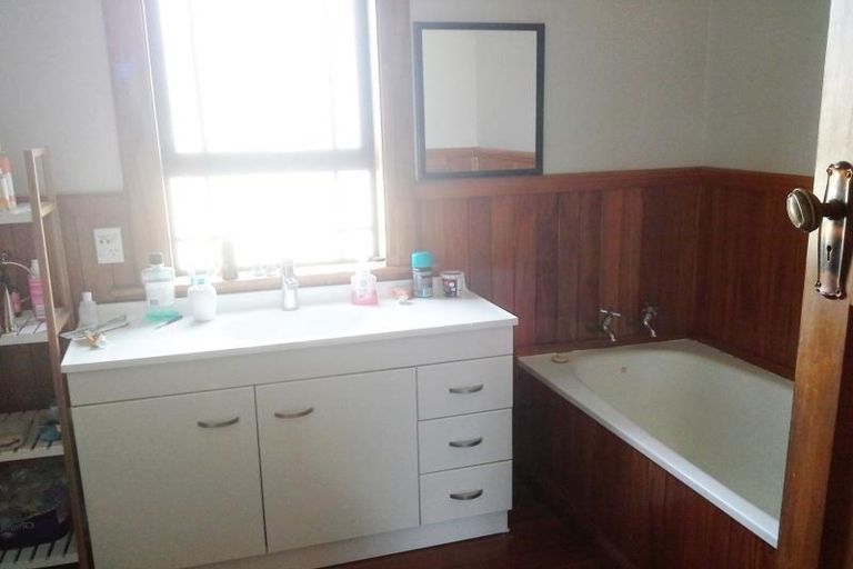 Photo of property in 7 Sanders Avenue, Westown, New Plymouth, 4310