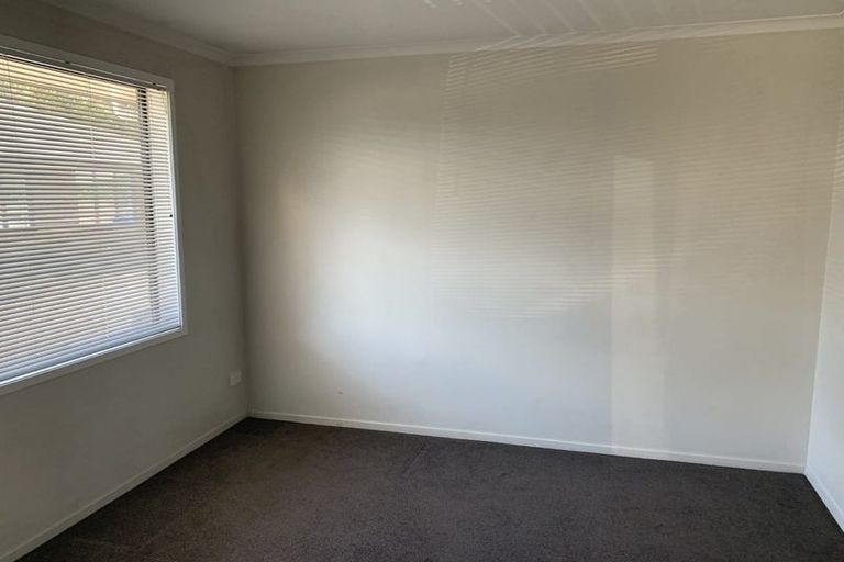 Photo of property in 1/240 Old Farm Road, Hillcrest, Hamilton, 3216