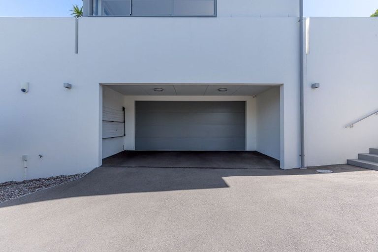 Photo of property in 220 Clifton Terrace, Clifton, Christchurch, 8081