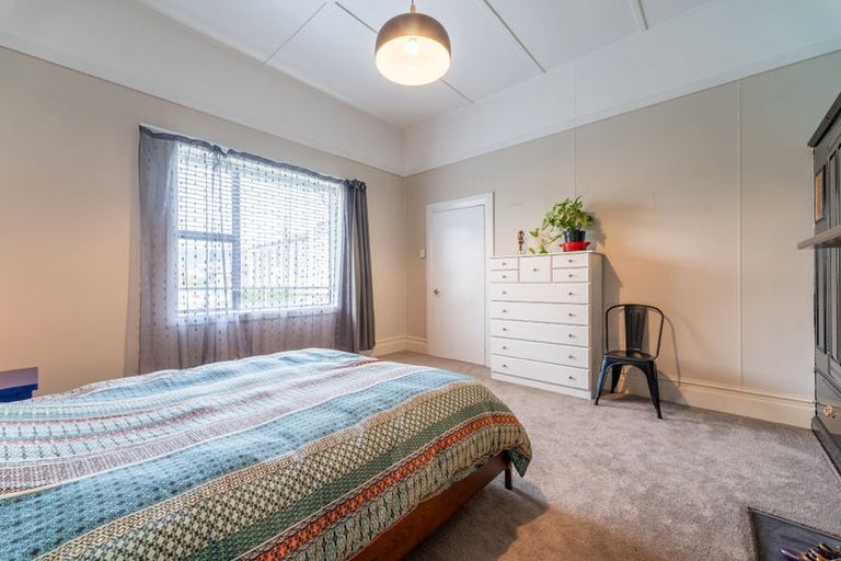 Photo of property in 100 High Street, Waimate, 7924