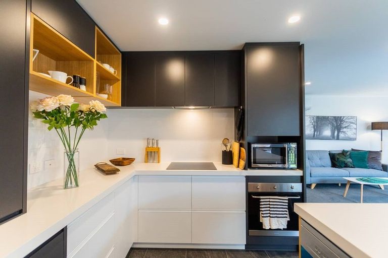 Photo of property in 41 Nobilo Road, Kumeu, 0810