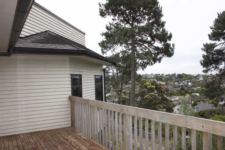 Photo of property in 15 Bushglen Court, Browns Bay, Auckland, 0630
