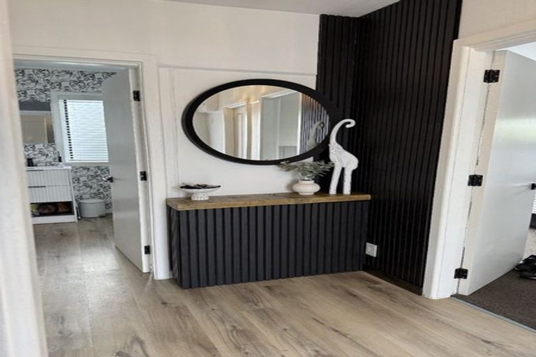Photo of property in 1/40 Grimseys Road, Redwood, Christchurch, 8051