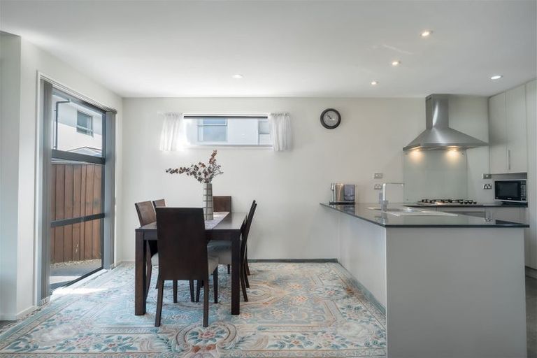 Photo of property in 28a Old Red Barn Road, Halswell, Christchurch, 8025