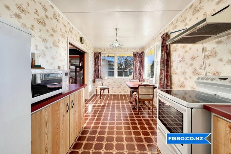 Photo of property in 96 Lipscombe Crescent, Havelock North, 4130
