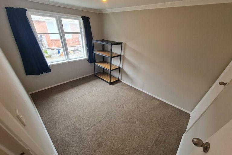 Photo of property in Totara Flats, 2/1007 Fergusson Drive, Clouston Park, Upper Hutt, 5018