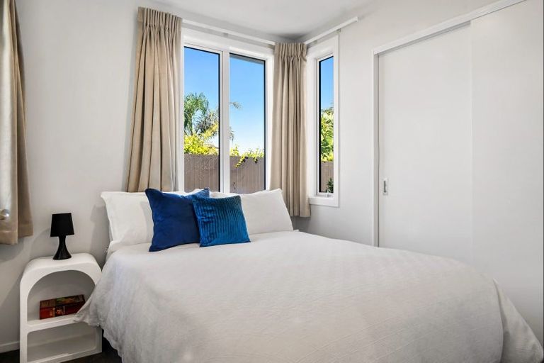 Photo of property in 203 Marine Parade, Mount Maunganui, 3116