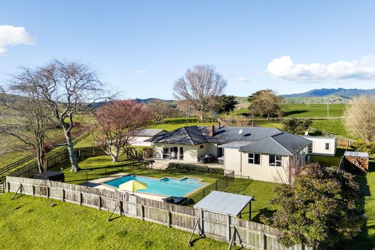 Photo of property in 80 Robinson Road, Rotoorangi, Cambridge, 3495