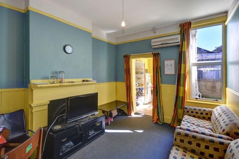 Photo of property in 22 Clyde Street, North Dunedin, Dunedin, 9016
