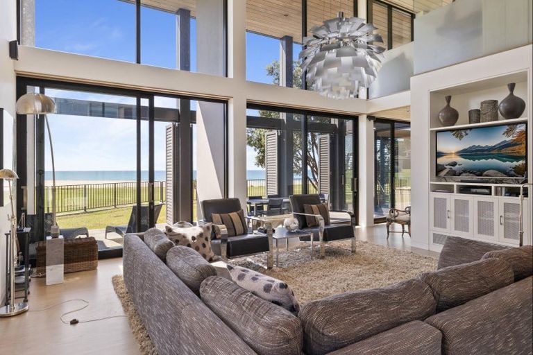 Photo of property in 35 Hector Lang Drive, Langs Beach, Waipu, 0582