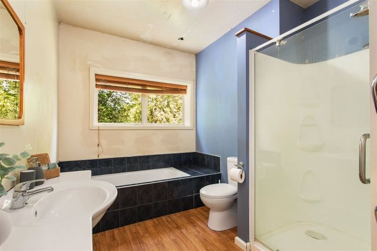 Photo of property in 91 Wairakei Road, Bryndwr, Christchurch, 8053