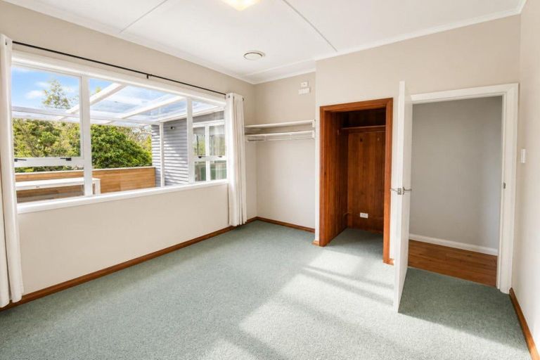 Photo of property in 6 Clovelly Street, Brooklands, New Plymouth, 4310