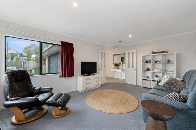 Photo of property in 5 Caversham Drive, Rototuna, Hamilton, 3210