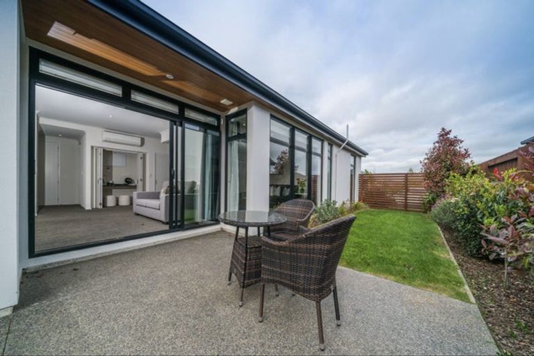 Photo of property in 21 Meyer Crescent, Halswell, Christchurch, 8025