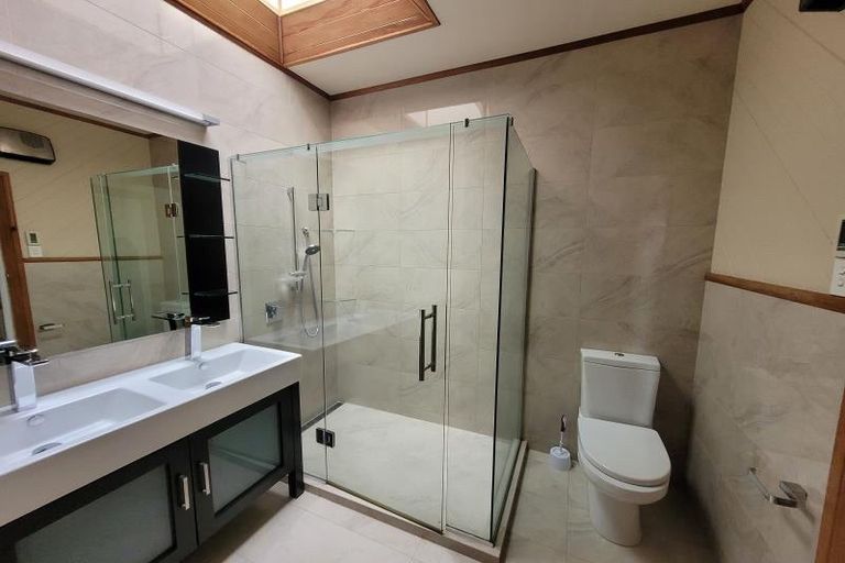 Photo of property in 103 Fulford Street, New Plymouth, 4310