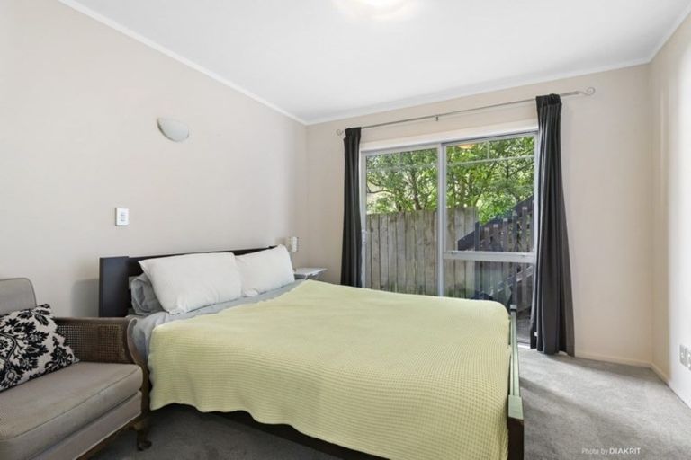 Photo of property in 9 Alexandra Road, Roseneath, Wellington, 6021