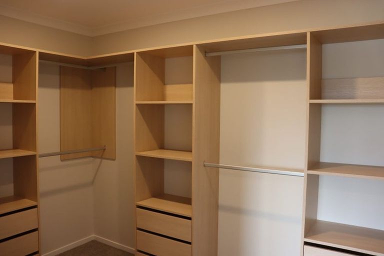 Photo of property in 8c Bunnythorpe Road, Papakura, 2110