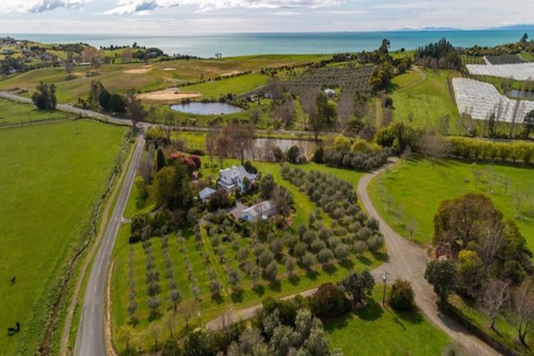 Photo of property in 17 Marriages Road, Tasman, Upper Moutere, 7173