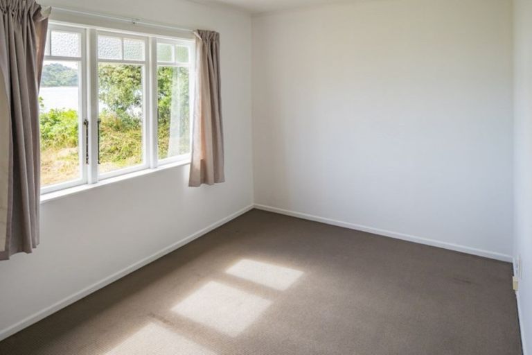 Photo of property in 57-59 Seaview Road, Paremata, Porirua, 5024