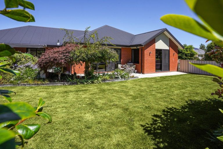 Photo of property in 56 Oakwood Drive, Rangiora, 7400
