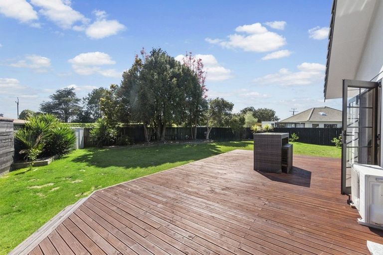 Photo of property in 14 Mcewan Place, Fitzroy, Hamilton, 3206