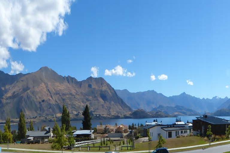 Photo of property in 24 Westview Road, Wanaka, 9305