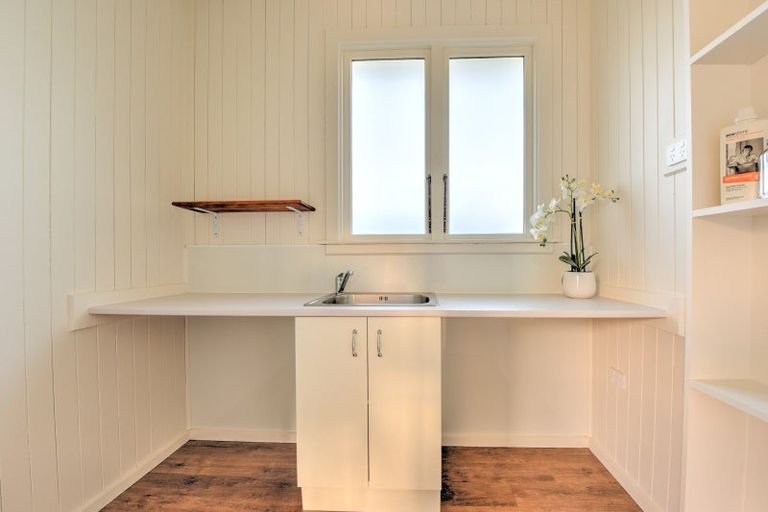 Photo of property in 153 Seaward Road, Edendale, 9825