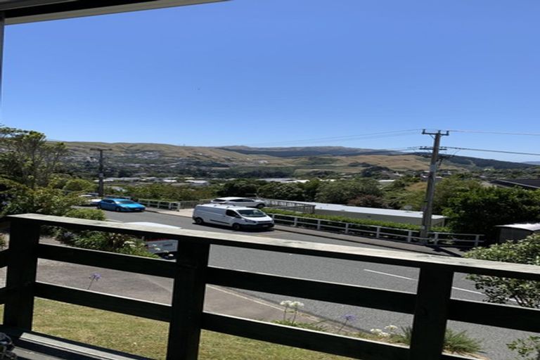 Photo of property in 1/236 Helston Road, Paparangi, Wellington, 6037