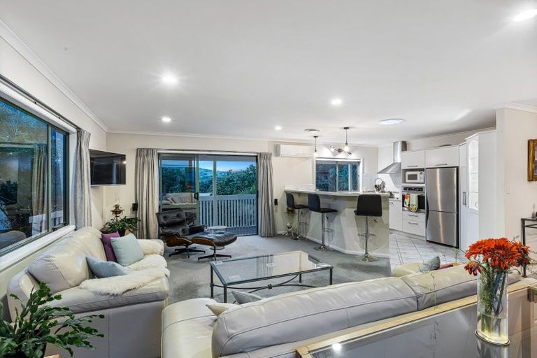 Photo of property in 41 Hammond Avenue, Hatfields Beach, Orewa, 0931