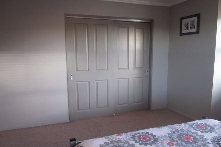 Photo of property in 22 Arrowsmith Drive, Clover Park, Auckland, 2019